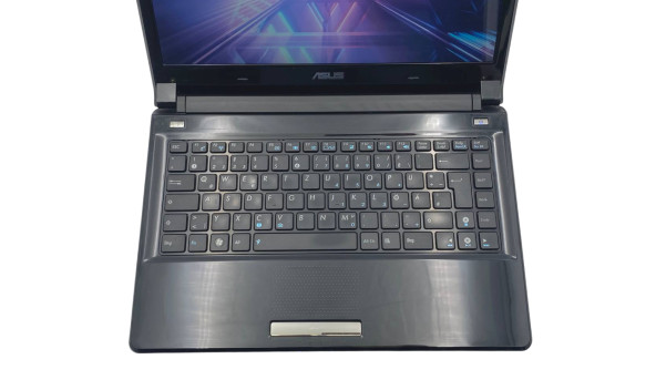 Ноутбук Asus UL80V Intel Core 2 Duo SU7300 (1.30Hz) 4 GB RAM 500 GB HDD [14"] - ноутбук Б/У