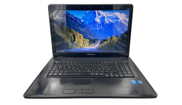 Ноутбук Medion E7214 Intel Core i7-620M 6 GB RAM 240 GB SSD + 500 GB HDD [17.3"] - ноутбук Б/У - 501093