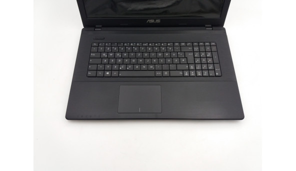 Игровой ноутбук Asus F75VC Core I5-3230M 8 RAM 240 SSD 1000 HDD NVIDIA GeForce GT 720M [17.3"] - ноутбук Б/У - 501095