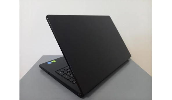 Ноутбук Dell Vostro 3558 Intel core i5-5200U 8 GB RAM 256 GB SSD Nvidia GeForce 820M 2GB [15.6"] - ноутбук Б/В - 501142