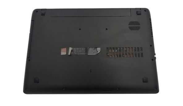Ігровий ноутбук Lenovo 110-17IKB Core I5-7200U 8 RAM 240 SSD 1000 HDD AMD Radeon R5 M330 [17.3"] - ноутбук Б/В - 501352