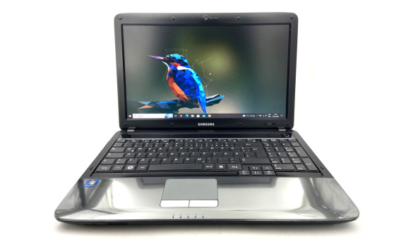 Ноутбук Samsung R540 Intel Core i3-380M 4 GB RAM 500 GB HDD [15.6"] - ноутбук Б/У