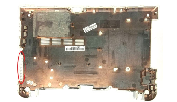 Нижняя часть корпуса для TOSHIBA SATELLITE L50D-B-13C PSKUQE-00T00QGR EABLI00304A Б/У - 501487