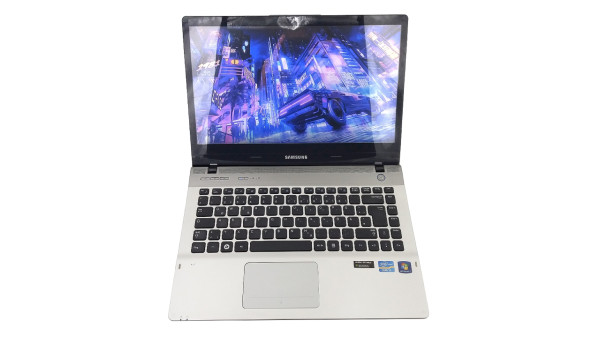 Игровой ноутбук Samsung QX412 Intel Core I5-2410M 6 GB RAM 250 GB SSD NVIDIA GeForce GT 520M 14" - ноутбук Б/У