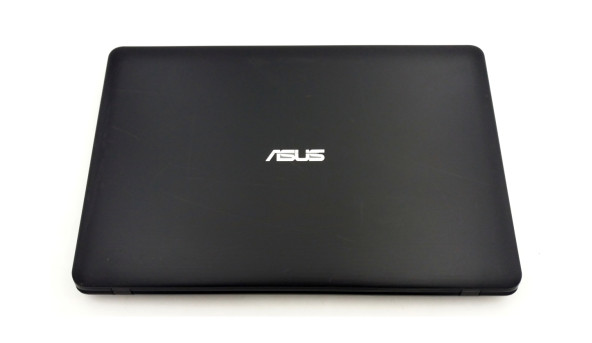 Ноутбук Asus F751MA Intel Celeron N2930 4 GB RAM 240 GB SSD [17.3"] - ноутбук Б/В - 501975