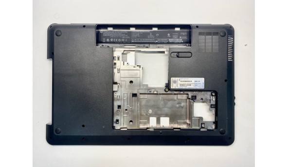 Нижня частина корпусу для ноутбука HP Pavilion g7 g7-1226sr 17. 3 646498-001 Б/У