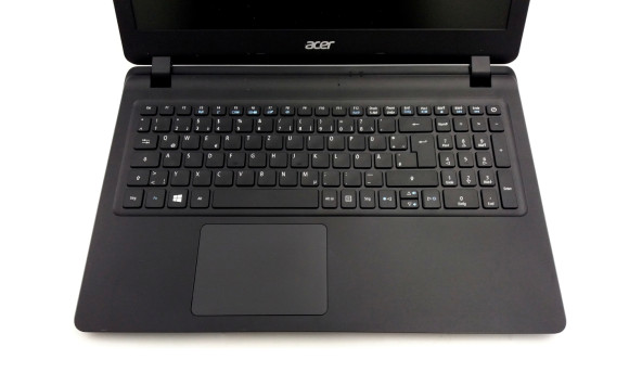 Ноутбук Acer Aspire ES1-523 AMD A9-9410 8 GB RAM 500 GB HDD [15.6"] - ноутбук Б/У - 502057