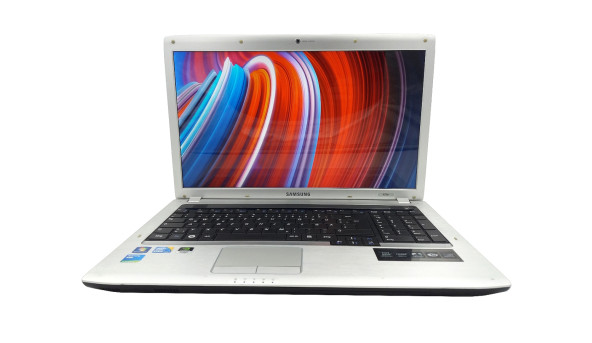 Ігровий ноутбук Samsung R730 Intel Core I5-460M 6 GB RAM 500 GB HDD NVIDIA GeForce 310M [17.3"] - ноутбук Б/В - 502059