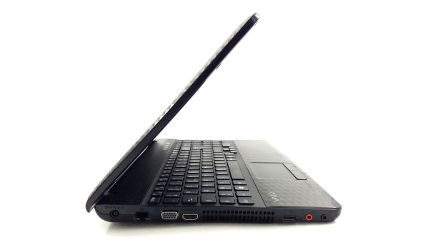Игровой ноутбук Sony VAIO PCG-71811M Intel Core I3-2310M 8 RAM 128 SSD NVIDIA GeForce 410M [15.6"] - Б/У - 502095