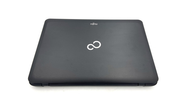 Ноутбук Fujitsu AH531 Intel Pentium 2020M 6 GB RAM 500 GB HDD [15.6"] - ноутбук Б/У - 502152
