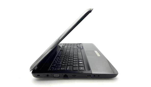 Ноутбук Samsung R540 Intel Core i3-380M 6 GB RAM 1000 GB HDD [15.6"] - ноутбук Б/У - 502155