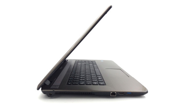 Ноутбук Medion Akoya E7226 Intel Celeron N2930 8 GB RAM 240 GB SSD [17.3"] - ноутбук Б/В - 502180