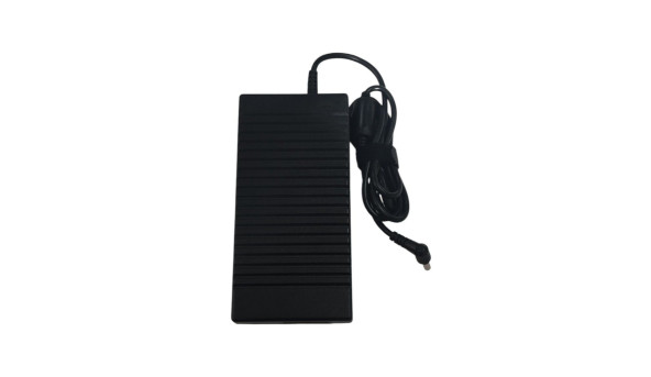 Блок живлення для ноутбука Asus 150 Вт 19.5 В 7.9A 5.5x2.5mm VB-011318 OEM