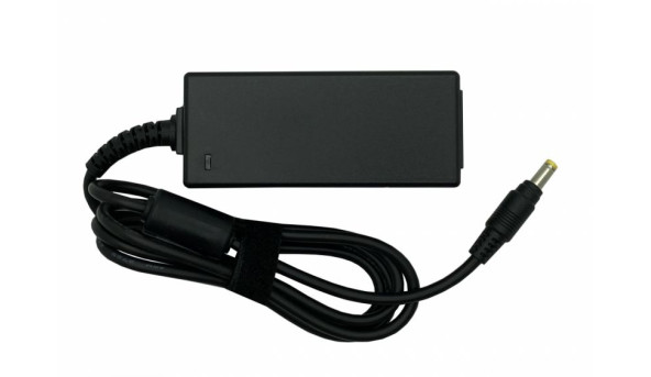 Блок живлення для ноутбука Asus 22 Вт 9.5 В 2.31 А 4.8x1.7mm AS220954817 OEM