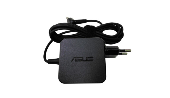 Блок живлення для ноутбука Asus 45 Вт 19 В 2.37 A 4.0x1.35mm ADP-45AW Wall Orig
