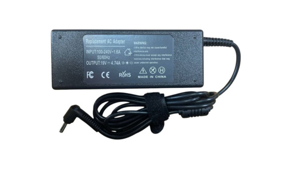 Блок живлення для ноутбука Asus 90 Вт 19 В 4.74 А 4.0x1.35mm AS9019040135FK OEM