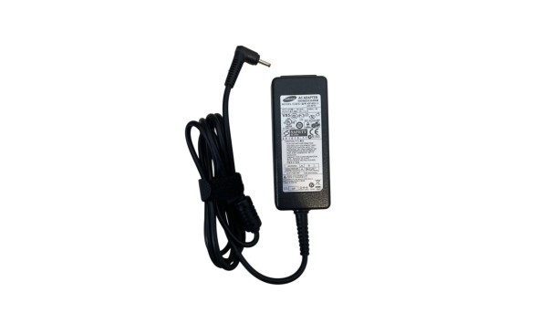 Блок живлення для ноутбука Samsung 40 Вт 19 В 2.1A 3.0x1.0mm AD-4019W OEM