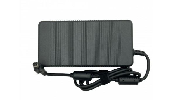 Блок живлення для ноутбука Toshiba 230 Вт 19.5 В 11.8 А 4pin PA3673E-1AC3