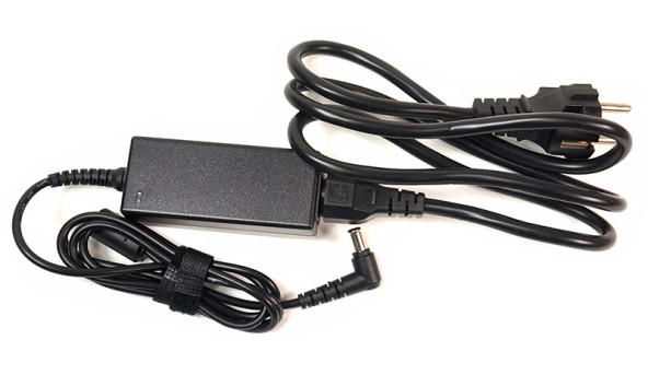 Блок живлення для ноутбуків PowerPlant SAMSUNG 220V, 42W 14V 3A (6.5*4.4mm) - 571601