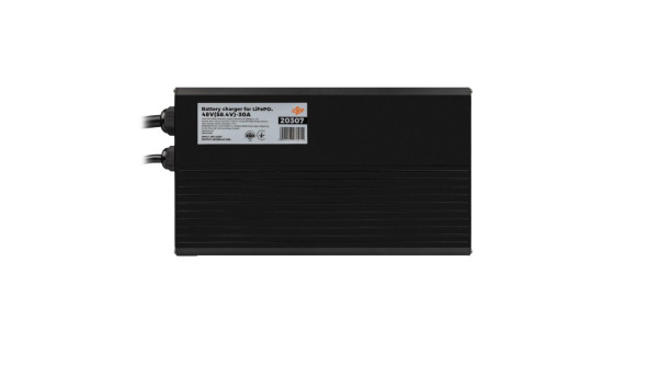 Зарядное устройство для аккумуляторов LiFePO4 48V (58.4V)-30A-1440W-LED