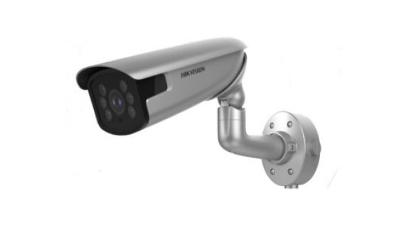 2Мп DarkFighter IP видеокамера Hikvision со встроенным модулем LPR iDS-2CD8626G0/P-IZS