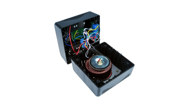 Стабілізатор напруги LPT-1000RD (700W) - 580852