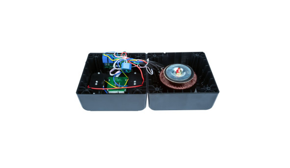 Стабілізатор напруги LPT-1000RD (700W) - 580852