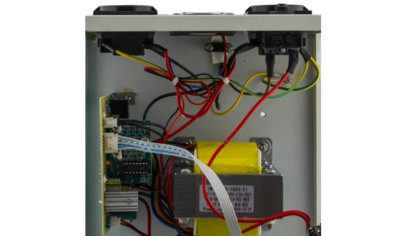 Стабілізатор напруги LP-W-1750RD (1000Вт / 7 ступ)