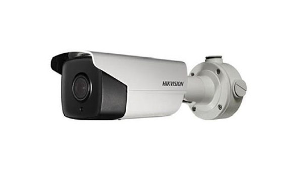 4Мп IP видеокамера Hikvision c детектором лиц и Smart функциями DS-2CD4B45G0-IZS
