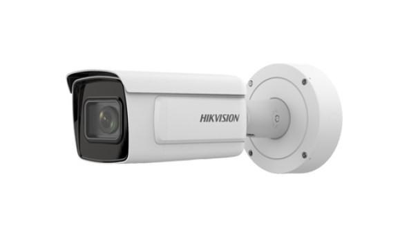 2Мп ANPR IP видеокамера Hikvision c вариофокальным объективом iDS-2CD7A26G0/P-IZHS (2.8-12 мм)