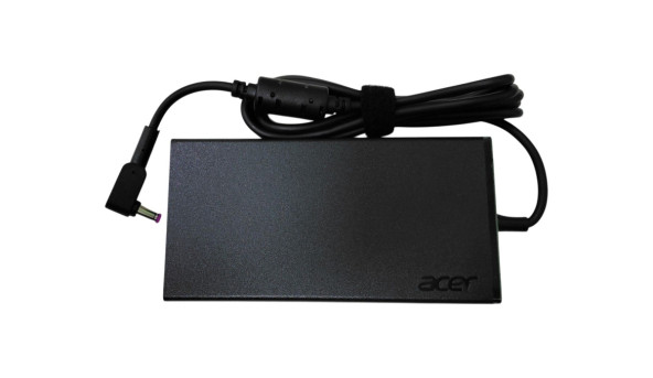 Блок живлення для ноутбука Acer 135 Вт 19 В 7.1 A 5.5x1.7mm ADP-135NB ORIG Slim Case