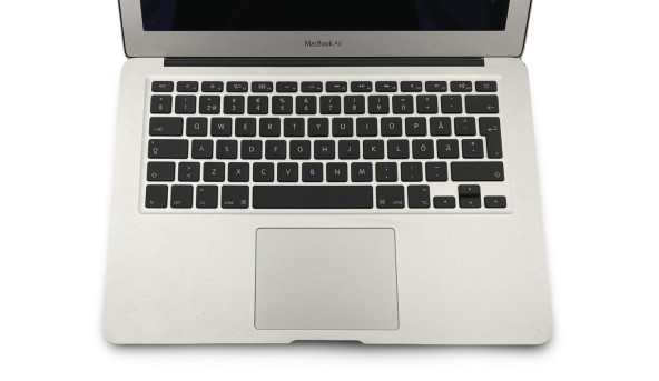 Ноутбук MacBook Air A1466 Intel Core I5-2557M 4 GB RAM 256 GB SSD [13.3"] - Б/У