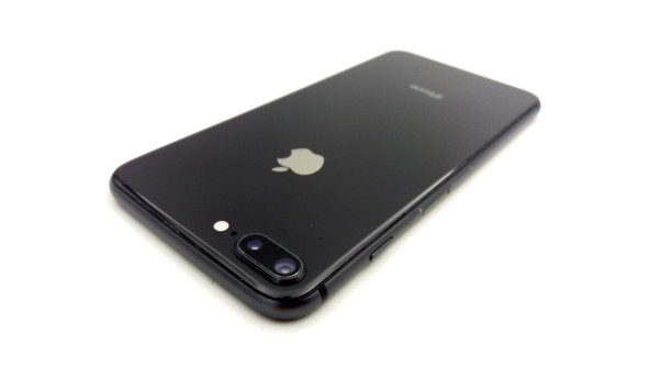 Смартфон Apple iPhone 8 Plus 3GB/64GB 7/12+12 MP NFC iOS 16.3.1 [IPS 5.5"] - смартфон Б/В