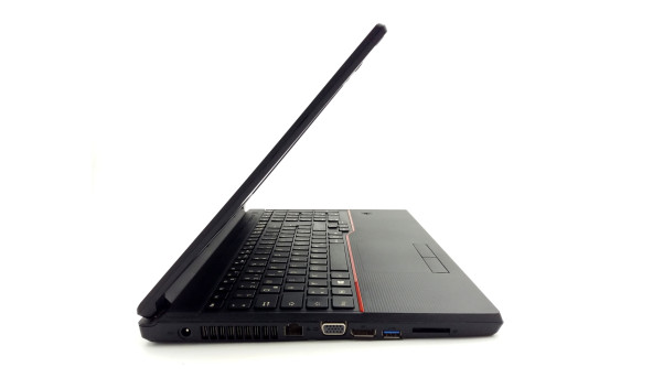 Ноутбук Fujitsu LifeBook E554 Intel Core I5-4210M 8 GB RAM 256 GB SSD [15.6"] - ноутбук Б/У