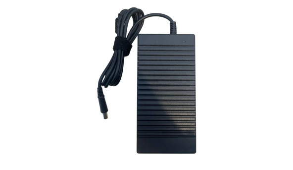 Блок живлення для ноутбука Dell 180 Вт 19.5 В 9.23A 7.4 x 5.0mm ADP-180MB OEM
