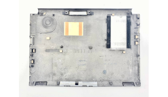 Нижня частина корпусу для ноутбука Toshiba Tecra Z40-A (GM903631811A) Б/В - 599124
