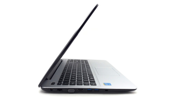 Ноутбук Asus R556U Intel Core I5-5200U 8 GB RAM 750 GB HDD [15.6"] - ноутбук Б/В - 599324