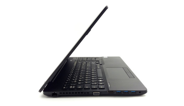 Ноутбук Fujitsu LifeBook A556 Intel Core I5-6200U 8 GB RAM 256 GB SSD [15.6"] - ноутбук Б/У