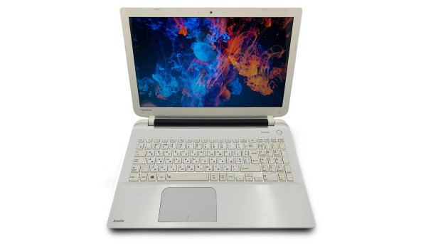 Ноутбук Toshiba Satelite L50-B Intel Core i3-4005U 8 GB RAM 128 GB SSD [15.6"] - ноутбук Б/В
