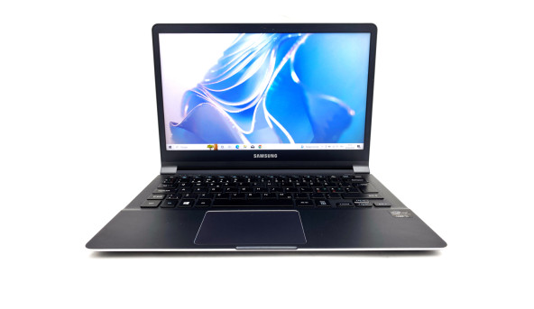 Ноутбук Samsung NP900X3C Intel Core I5-3317U 4 GB RAM 128 GB SSD [IPS 13.3"] - ноутбук Б/У