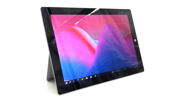 Планшет Microsoft Surface 3 1645 10.8" WiFi 4/64Gb Intel Atom Z8700 - Б/В