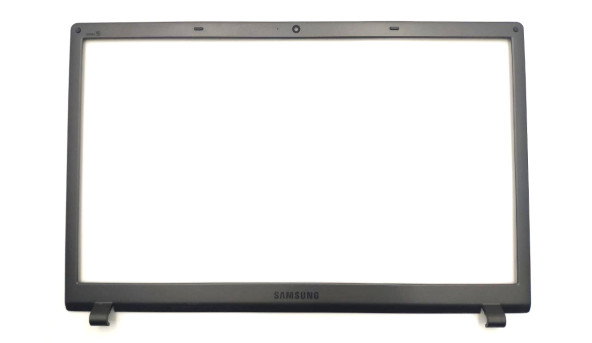 Рамка матрицы для ноутбука Samsung NP550P5C 550P BA75-03732A Б/У