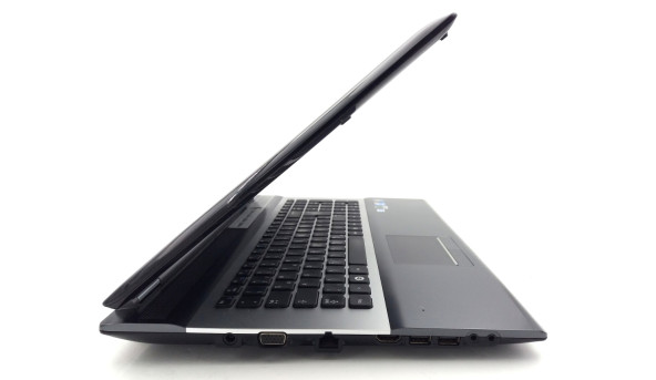 Игровой ноутбук Samsung RF710 Intel Core I5-480M 8 GB RAM 120 GB SSD 500 GB HDD [17.3"] - ноутбук Б/У