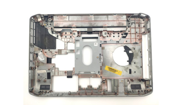 Нижняя часть корпуса для ноутбука Dell Latitude E5430 CN-0Y84J9 AP0M3000500 Б/У