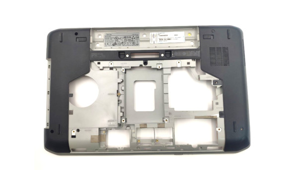 Нижня частина корпусу для ноутбука Dell Latitude E5520 0KR1FY Б/В