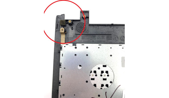 Средняя часть корпуса для Medion E6418 13N0-1BM0801 Б/У - 603117