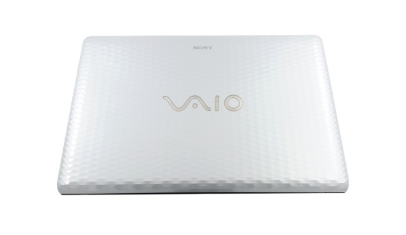Ноутбук Sony Vaio PCG-71911m Intel Core i3-2328M 8 GB RAM 120 GB SSD 320 GB HDD [15.6"] - Б/В