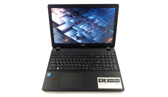 Ноутбук Acer Aspire ES1-512 Intel Celeron N2940 4 GB RAM 120 GB SSD [15.6"] - Б/У