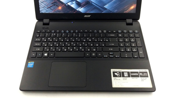 Ноутбук Acer Aspire ES1-512 Intel Celeron N2940 4 GB RAM 120 GB SSD [15.6"] - Б/У - 609589