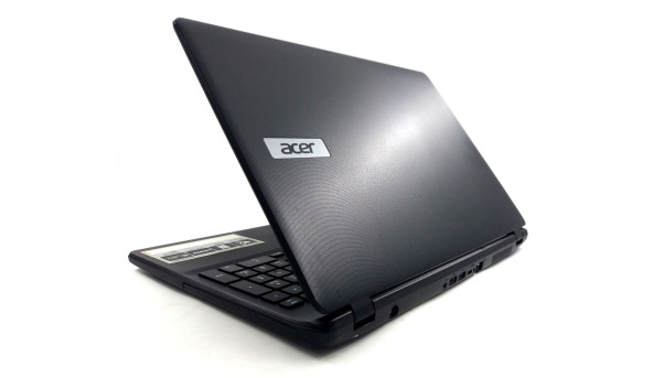 Ноутбук Acer Aspire ES1-512 Intel Celeron N2940 4 GB RAM 120 GB SSD [15.6"] - Б/У - 609589